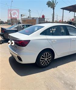 MG 5 Plus
